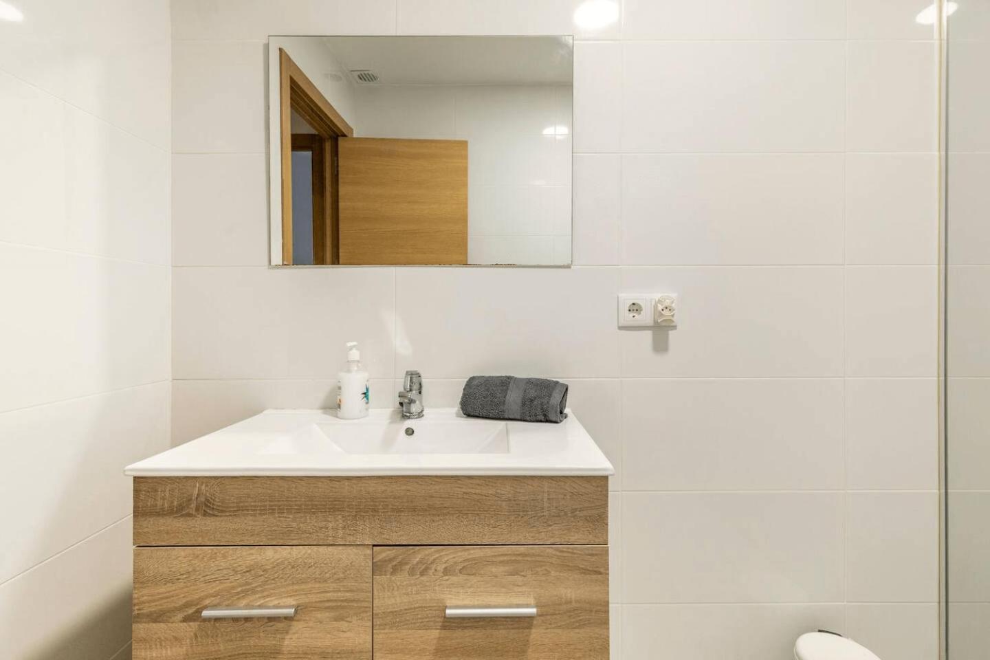 Vivienda Junto A Ruzafa - 12 Pax Y Mas Appartement Valencia